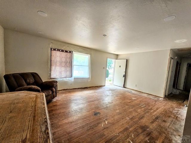1109 Ruppel St, Pueblo, CO 81001