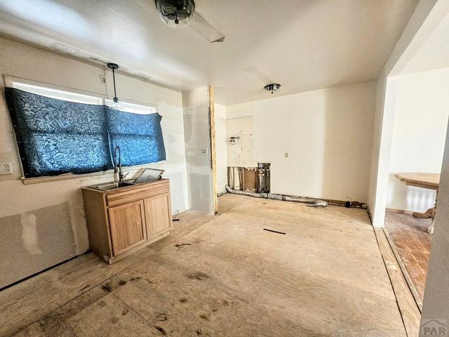 1109 Ruppel St, Pueblo, CO 81001