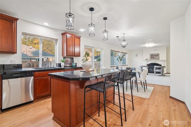 1324 Hansberry Avenue NE, Orting, WA 98360