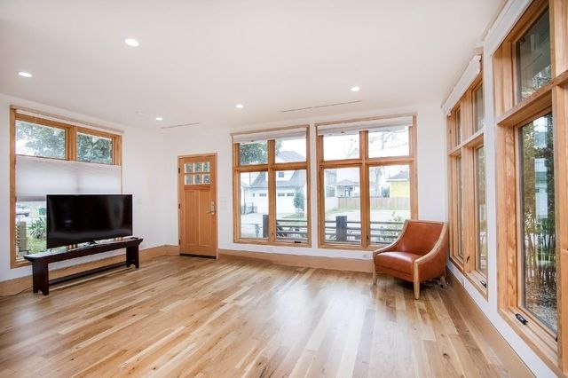 811 E 23rd Street, Houston, TX 77009