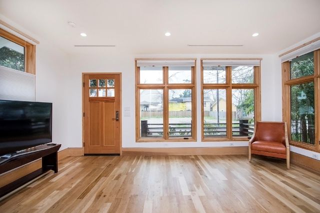 811 E 23rd Street, Houston, TX 77009