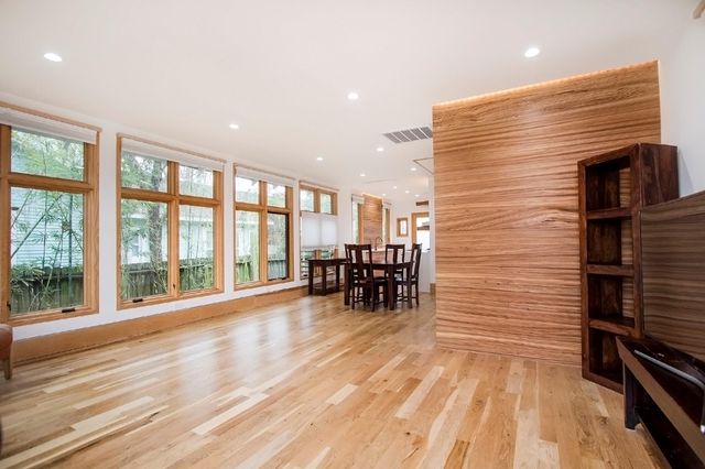 811 E 23rd Street, Houston, TX 77009