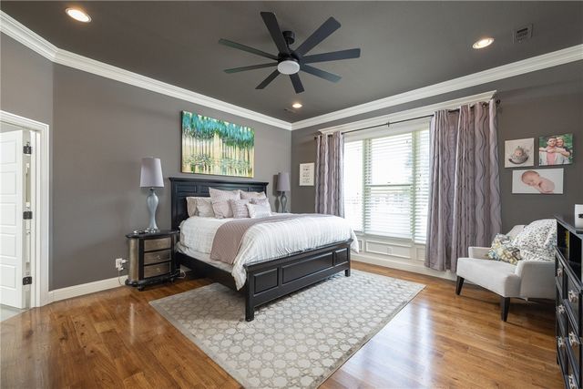 3879 W Norwood Place, Fayetteville, AR 72704