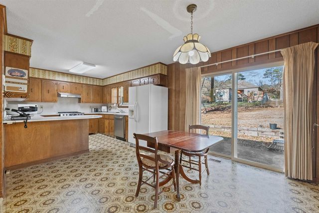 8324 W 29th Street, Little Rock, AR 72204
