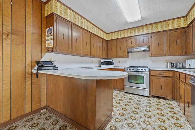 8324 W 29th Street, Little Rock, AR 72204
