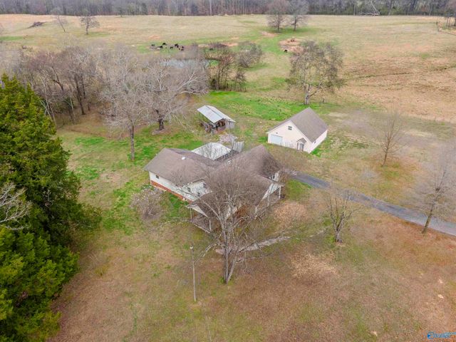1267 County Road 135, Town Creek, AL 35672