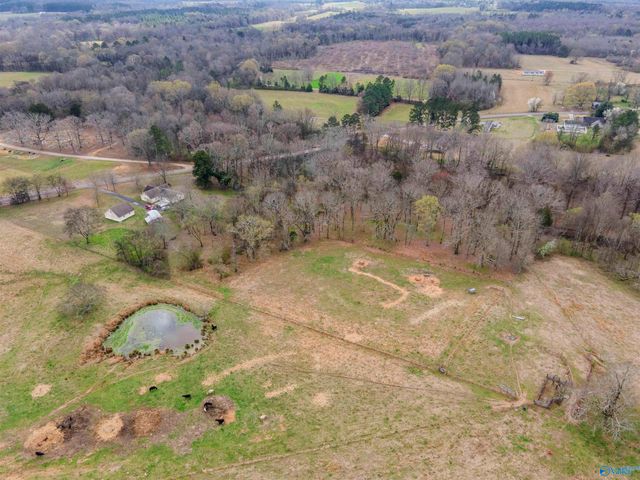 1267 County Road 135, Town Creek, AL 35672