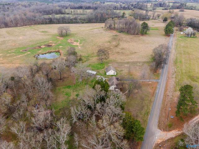 1267 County Road 135, Town Creek, AL 35672