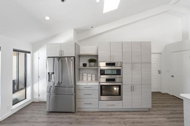 685 High Street 5A, Palo Alto, CA 94301