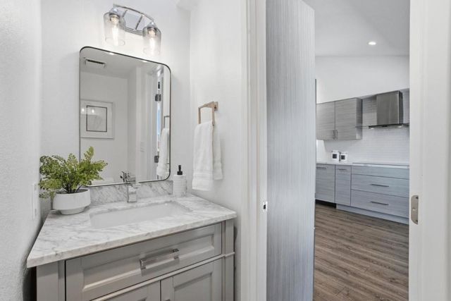 685 High Street 5A, Palo Alto, CA 94301