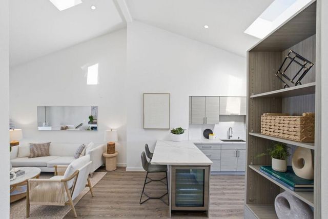 685 High Street 5A, Palo Alto, CA 94301