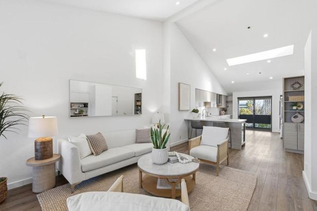 685 High Street 5A, Palo Alto, CA 94301