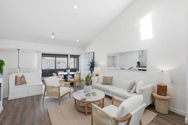 685 High Street 5A, Palo Alto, CA 94301