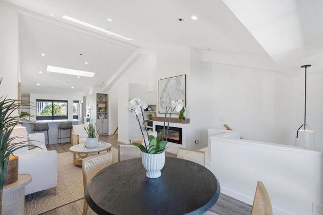 685 High Street 5A, Palo Alto, CA 94301