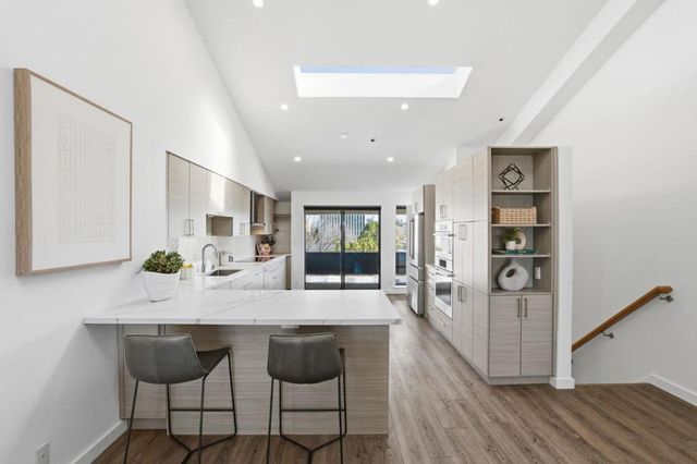 685 High Street 5A, Palo Alto, CA 94301