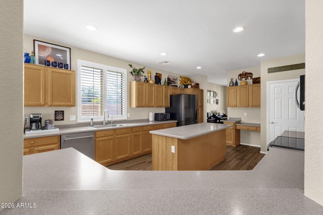 9318 W ALEX Avenue, Peoria, AZ 85382