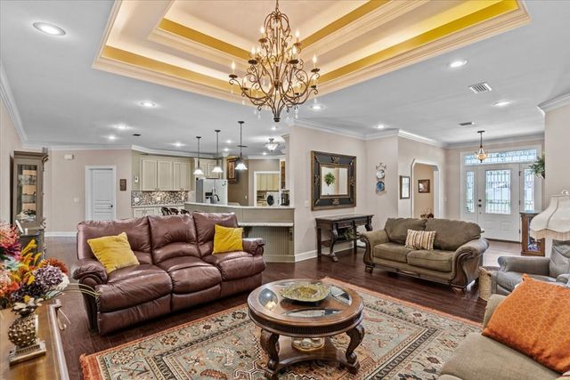 901 W Brookside Avenue, Geneva, AL 36340