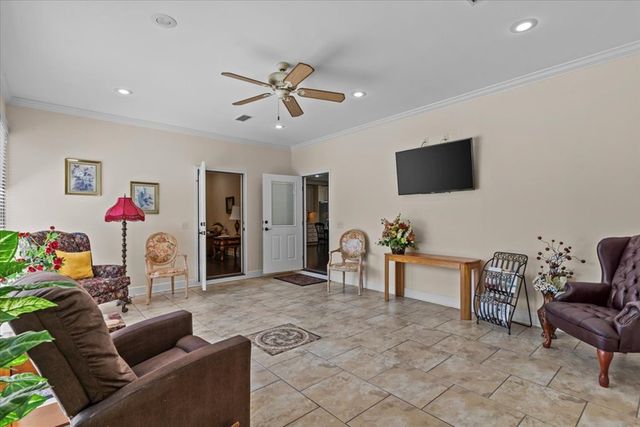 901 W Brookside Avenue, Geneva, AL 36340