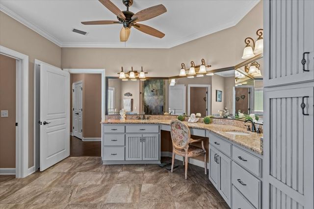 901 W Brookside Avenue, Geneva, AL 36340