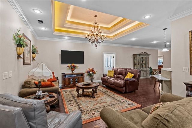 901 W Brookside Avenue, Geneva, AL 36340