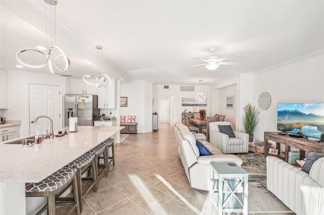 931 TIDEWATER SHORES LOOP 931, Bradenton, FL 34208