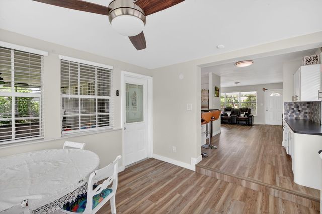 633 NW 30th Street, Wilton Manors, FL 33311