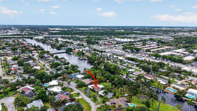 633 NW 30th Street, Wilton Manors, FL 33311
