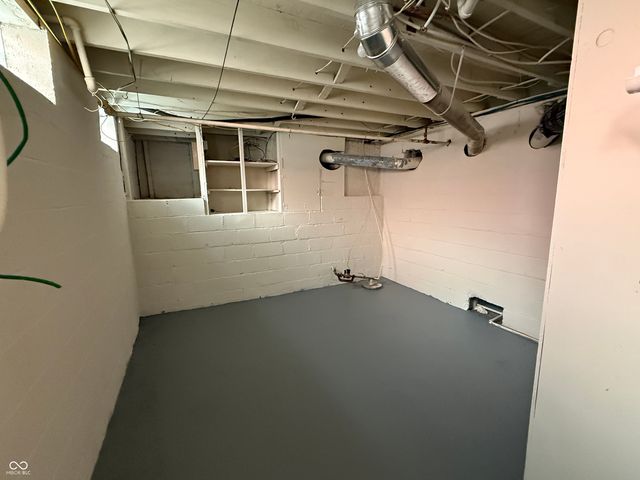 4322 Carrollton Avenue, Indianapolis, IN 46205