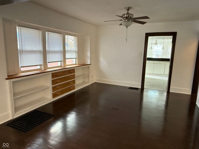 4322 Carrollton Avenue, Indianapolis, IN 46205