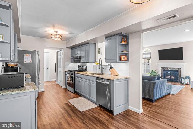 3 LURAY LN, Marlton, NJ 08053