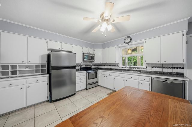 27 Jean Drive, Monroe, NY 10950