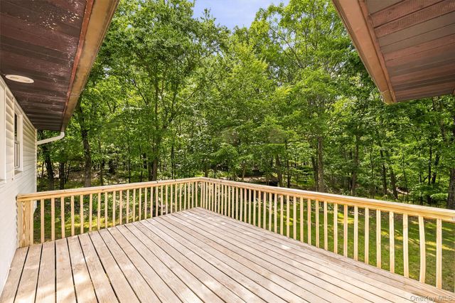 27 Jean Drive, Monroe, NY 10950
