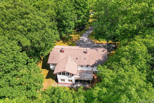 27 Jean Drive, Monroe, NY 10950