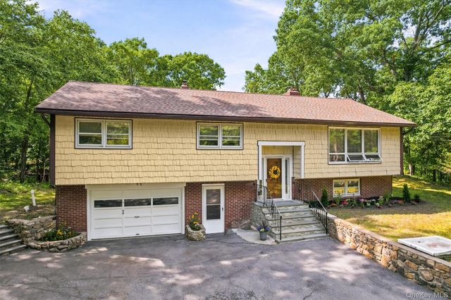 27 Jean Drive, Monroe, NY 10950