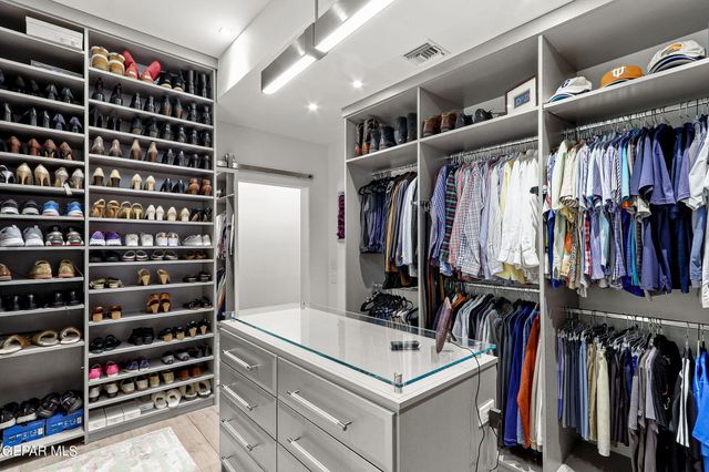 824 DULCINEA Court, El Paso, TX 79922