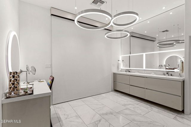 824 DULCINEA Court, El Paso, TX 79922