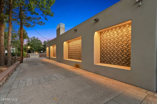 824 DULCINEA Court, El Paso, TX 79922