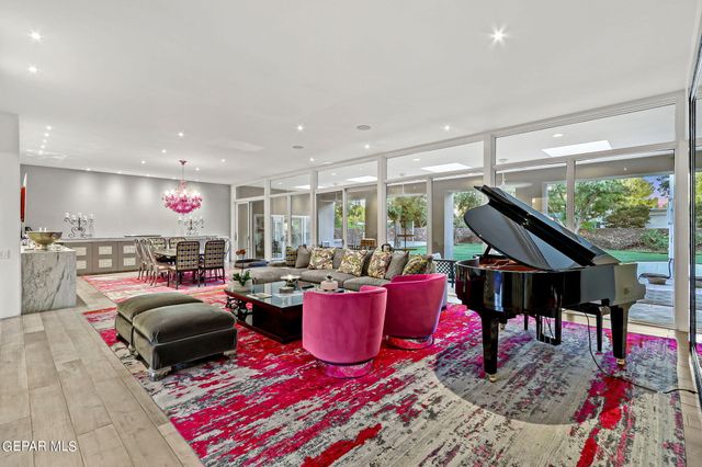 824 DULCINEA Court, El Paso, TX 79922