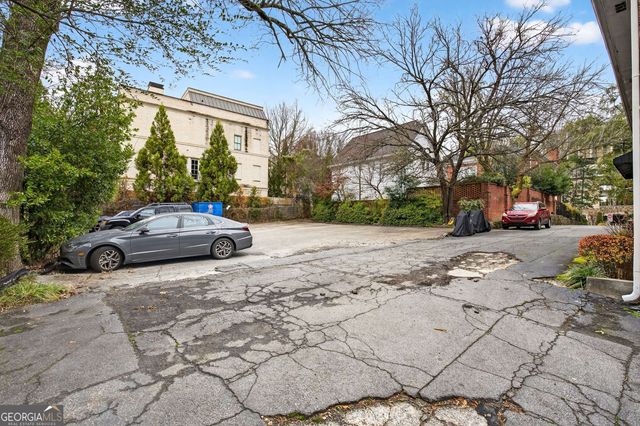 3668 Kingsboro Road NE 1, Atlanta, GA 30319