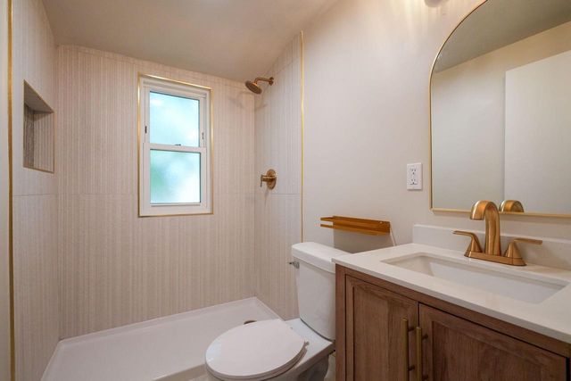 3850 S 53rd STREET, Milwaukee, WI 53220