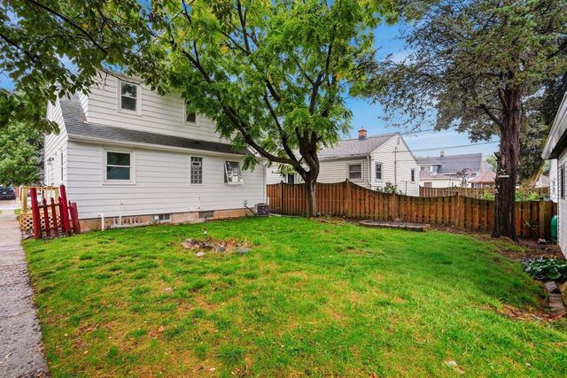 3850 S 53rd STREET, Milwaukee, WI 53220