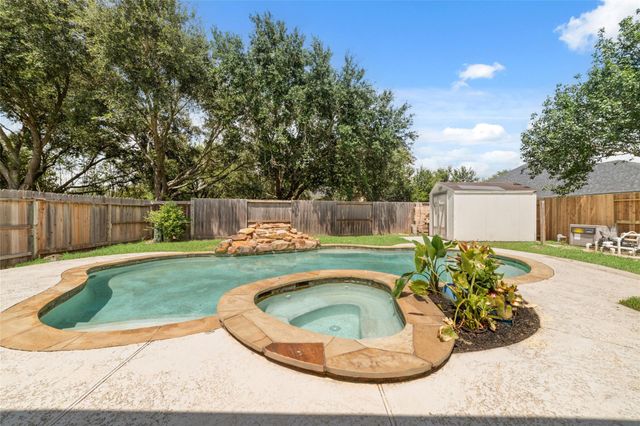 6207 Suncrest Court, Katy, TX 77494