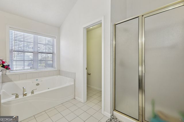 2655 Lake Commons Court, Snellville, GA 30078