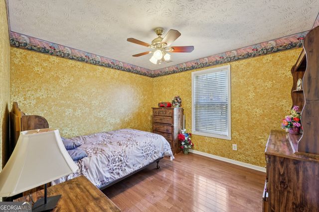 2655 Lake Commons Court, Snellville, GA 30078