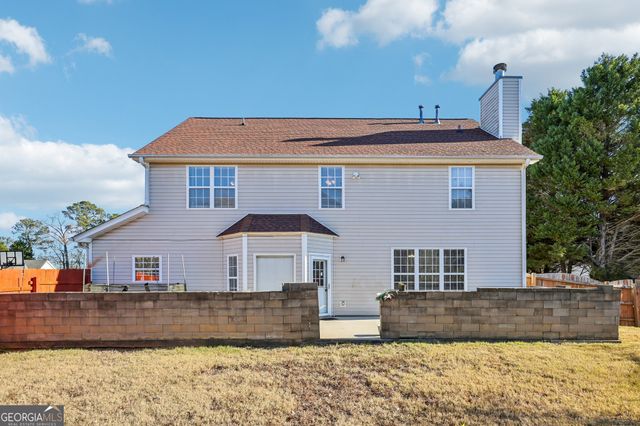 2655 Lake Commons Court, Snellville, GA 30078