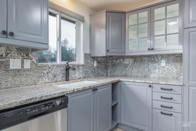 18 S Franklin Park, Boise, ID 83709