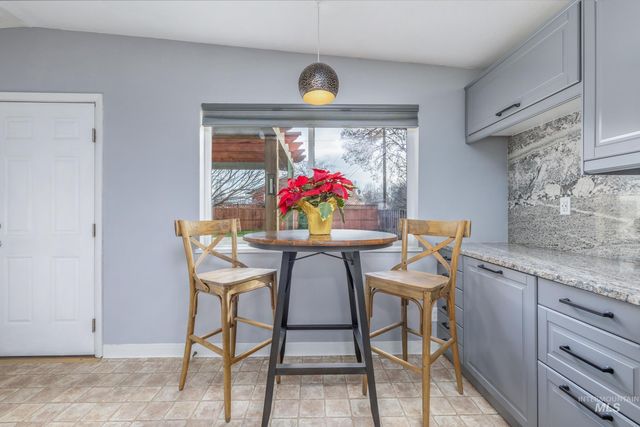 18 S Franklin Park, Boise, ID 83709