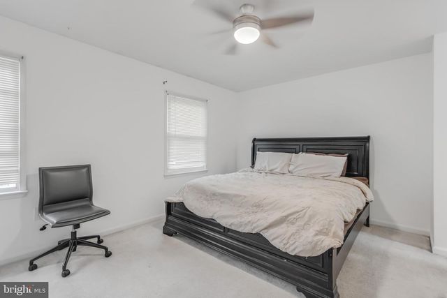 2089 MAYFLOWER DR, Woodbridge, VA 22192