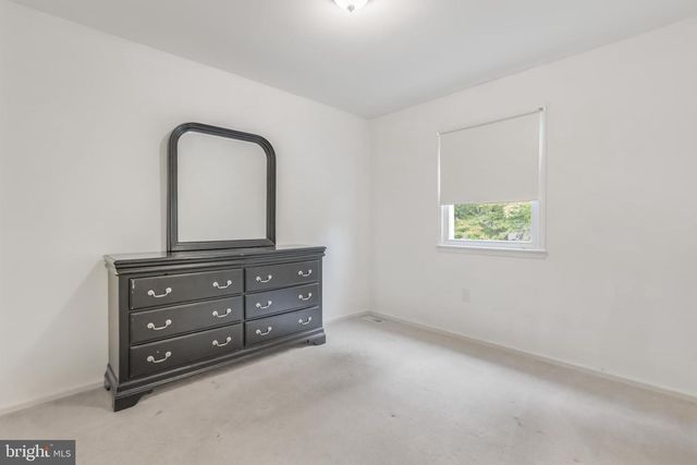 2089 MAYFLOWER DR, Woodbridge, VA 22192