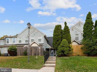 5806 SHADBUSH CT #G, Frederick, MD 21703